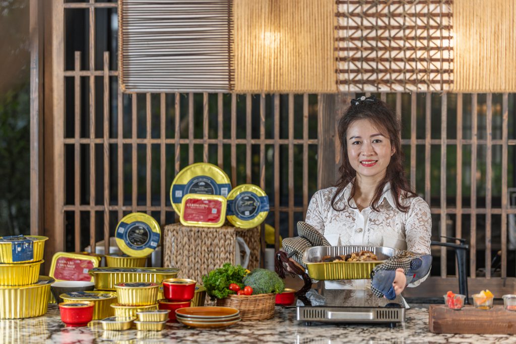 Đun nóng sản phẩm tiệc tại gia